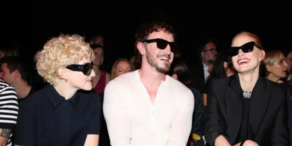 Gucci GG1704S 001 - As Seen On Julia Garner - Image 3