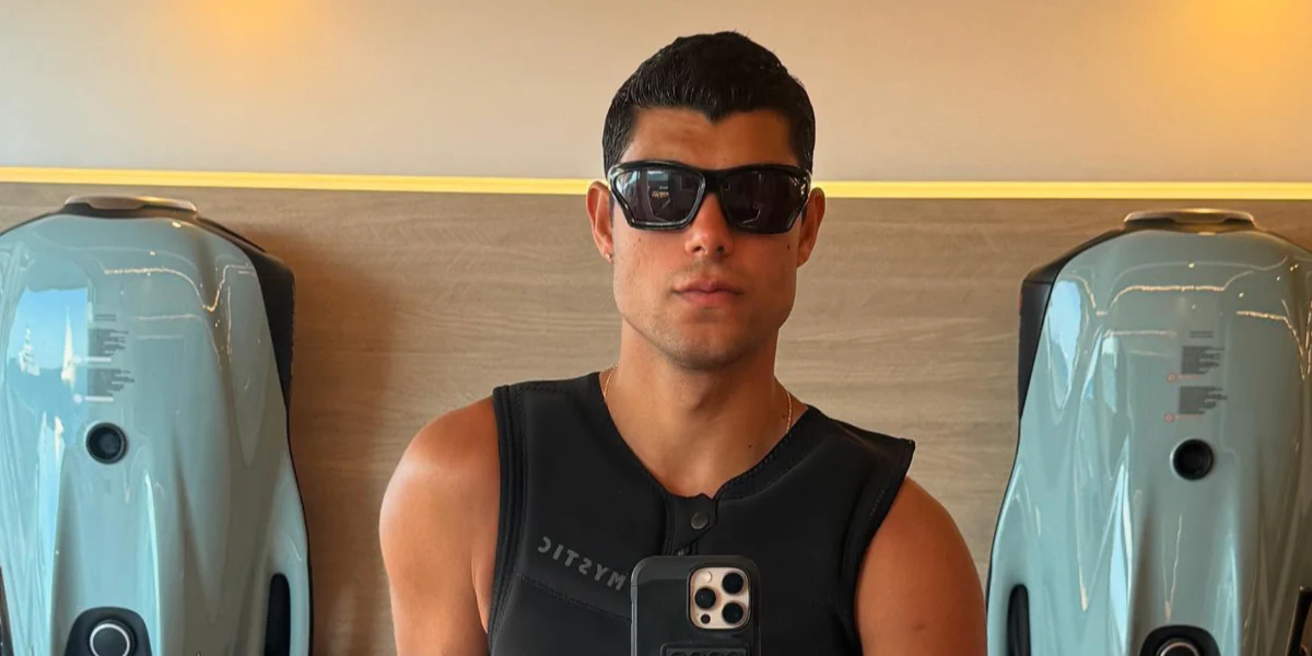 Loewe x Paula's Ibiza LW40143U 01A - As Seen On Jonathan Bailey & Dominic Fike - Image 7