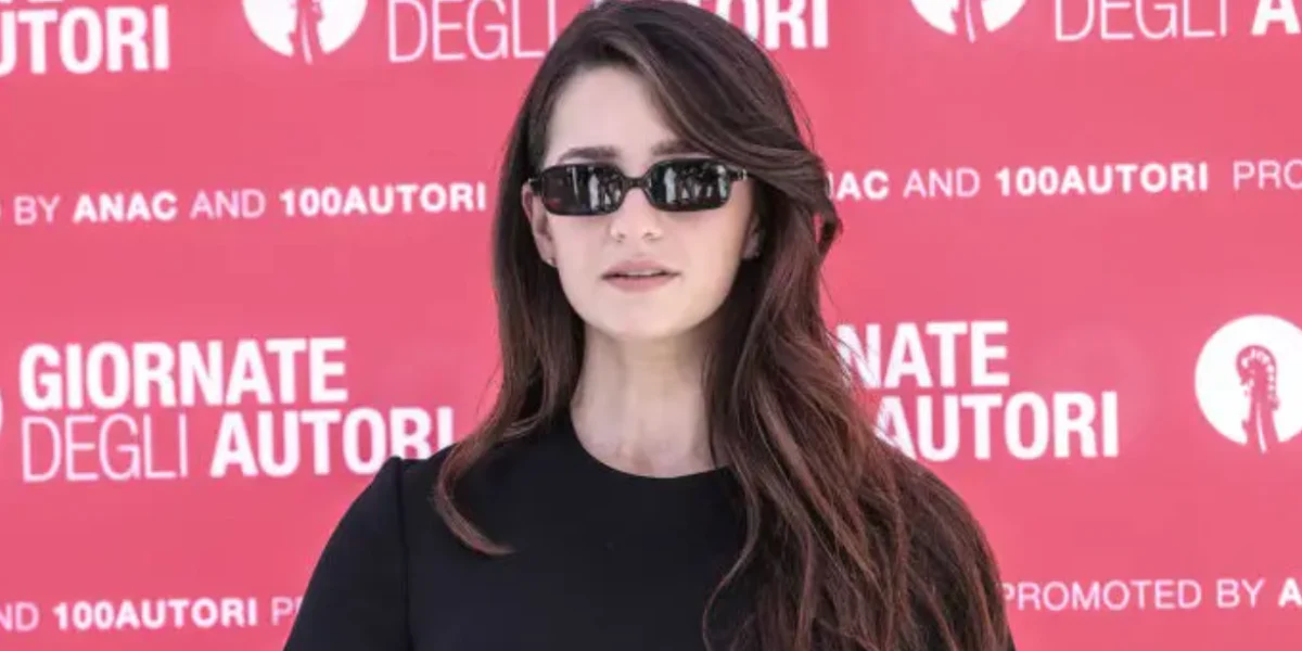 Miu Miu Regard MU 11ZS 16K5S0 - As Seen On Felicity Jones & Yasmin Wijnaldum - Image 7