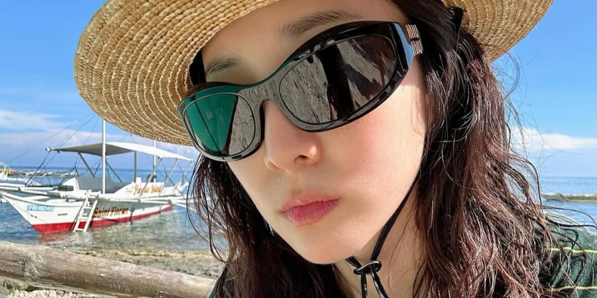 Miu Miu MU 14ZS 16K08Z - As Seen On Sandara Park & Janhvi Kapoor - Image 4