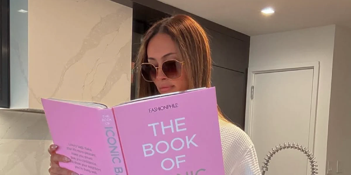 Miu Miu MU 52WS 5AK06S - As Seen On Elizabeth Hurley - Image 5