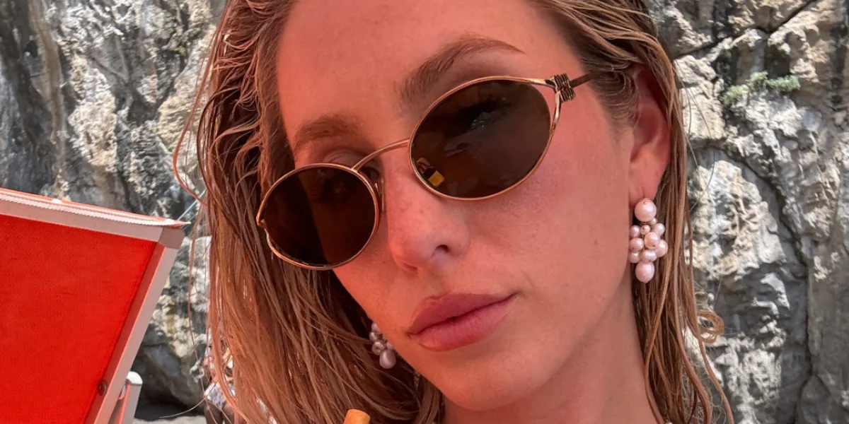 Miu Miu MU 52YS 7OE01T - As Seen On Sydney Sweeney & Alix Earle - Image 5