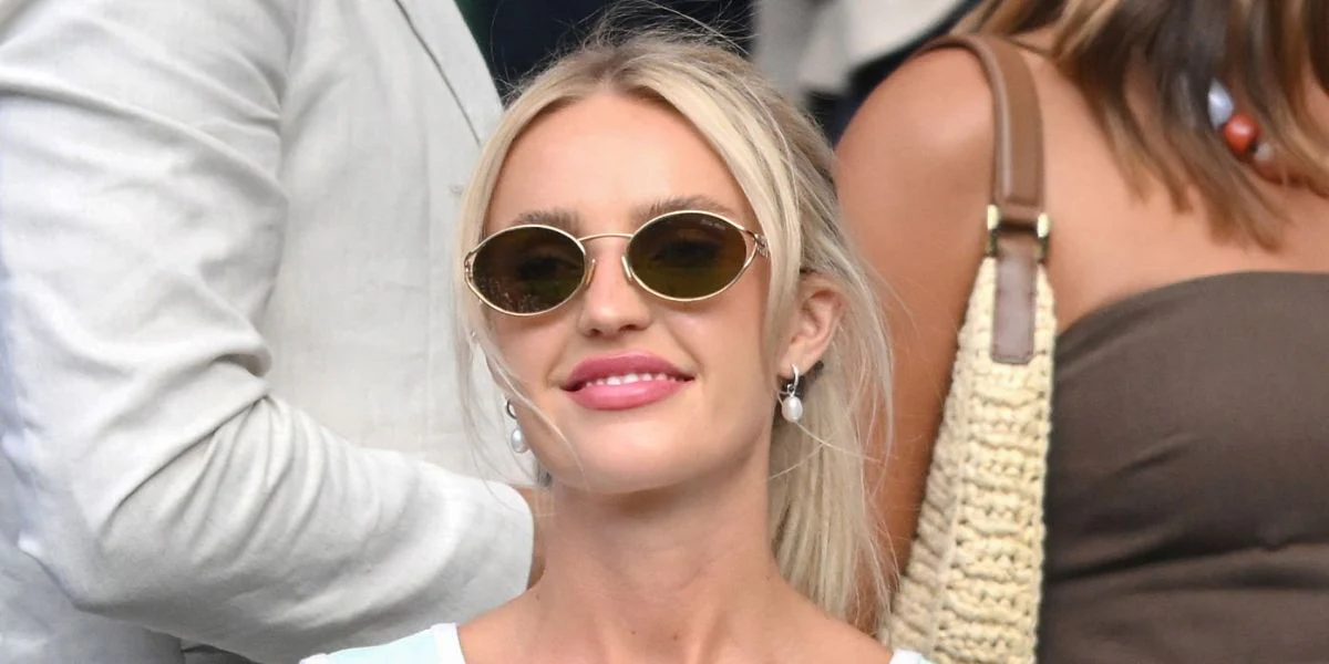 Miu Miu MU 52YS 7OE01T - As Seen On Sydney Sweeney & Alix Earle - Image 9