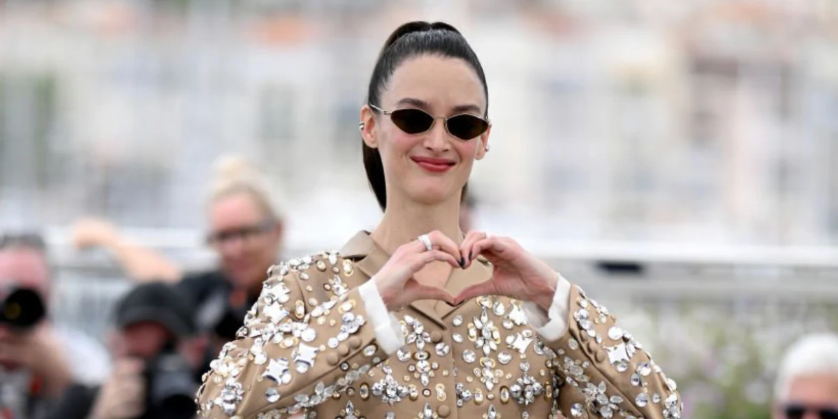 Miu Miu MU 56ZS 5AK09Z - As Seen On Breanna Stewart & Charlotte Le Bon - Image 5