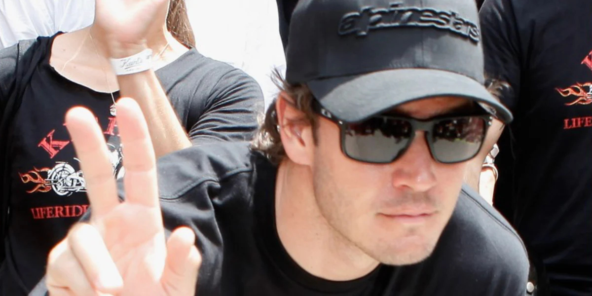 Oakley Holbrook OO9102 E8 - As Seen On Robert Downey Jr. & Mel Gibson - Image 9