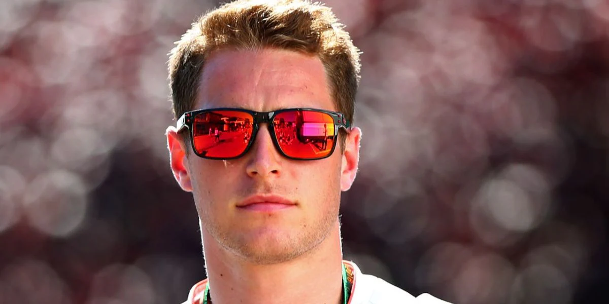Oakley Holbrook XL OO9417 08 Polarised - As Seen On Stoffel Vandoorne - Image 4
