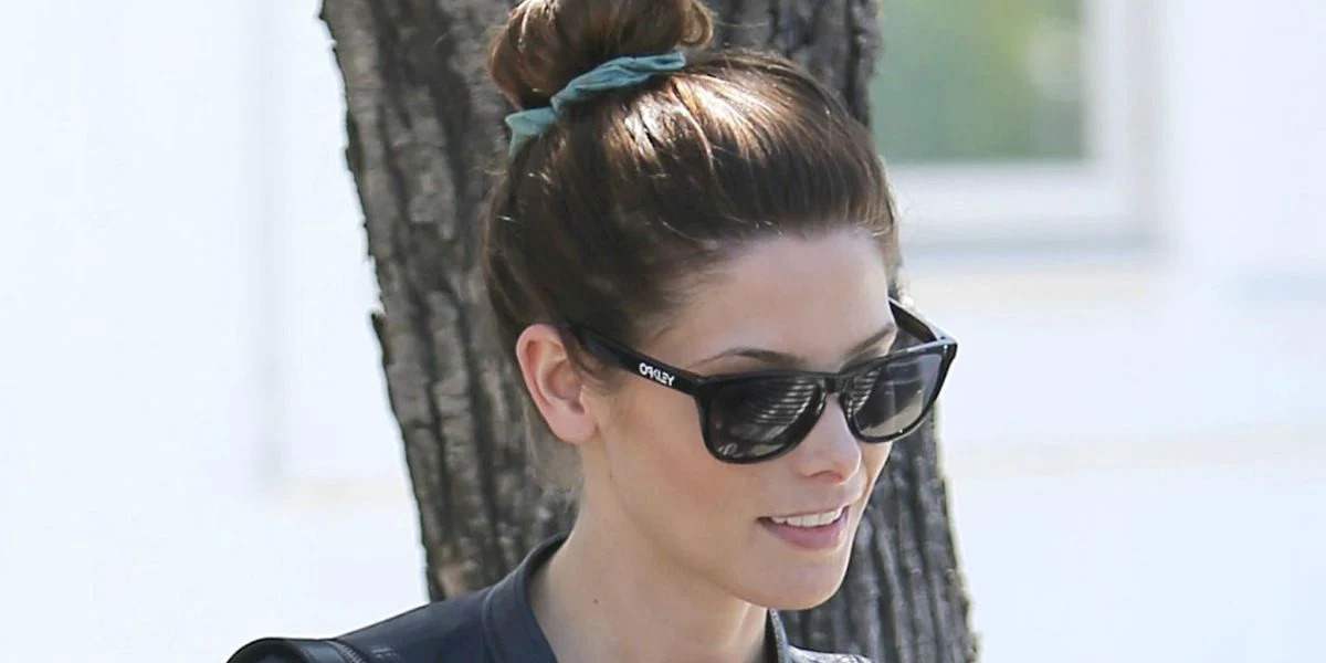 Oakley Frogskins OO9013 24-306 - As Seen On Ashley Greene & Francisco Lindor - Image 4