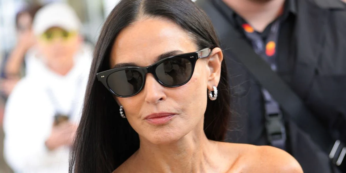 Oliver Peoples Avelin OV5541SU 1005/P2 Polarised - As Seen On Demi Moore & Reese Witherspoon - Image 4