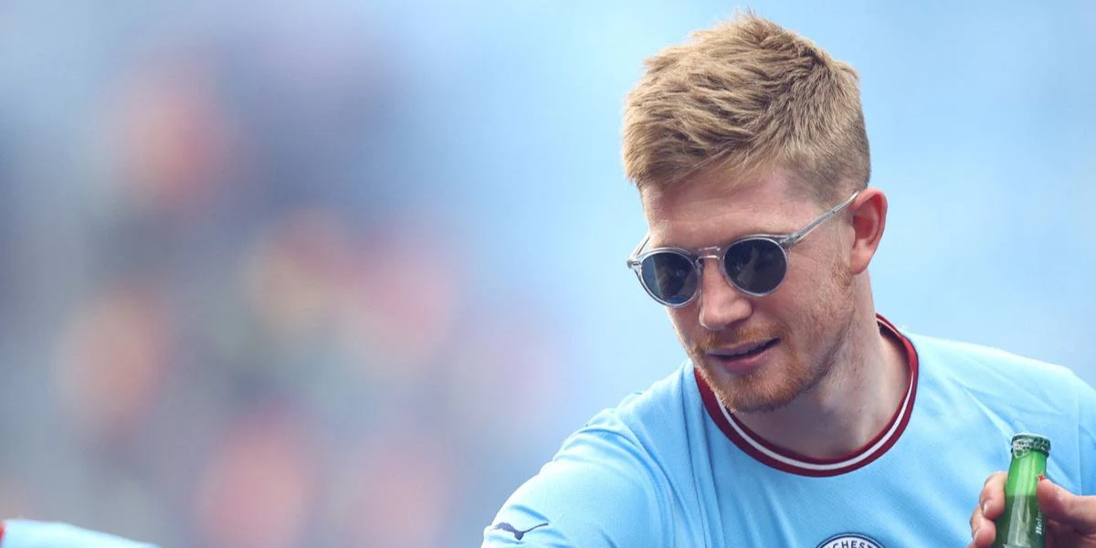 Oliver Peoples Gregory Peck Sun OV5217S 1101/R8 Indigo Photochromic - As Seen On Kevin De Bruyne & Mauricio Umansky - Image 4