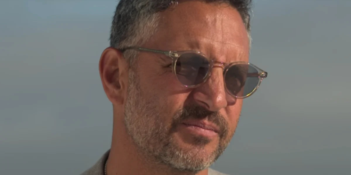 Oliver Peoples Gregory Peck Sun OV5217S 1101/R8 Indigo Photochromic - As Seen On Kevin De Bruyne & Mauricio Umansky - Image 5