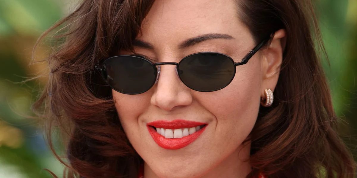 Persol Ida 1018S 1078/31 - As Seen on Aubrey Plaza & Joe Keery - Image 4