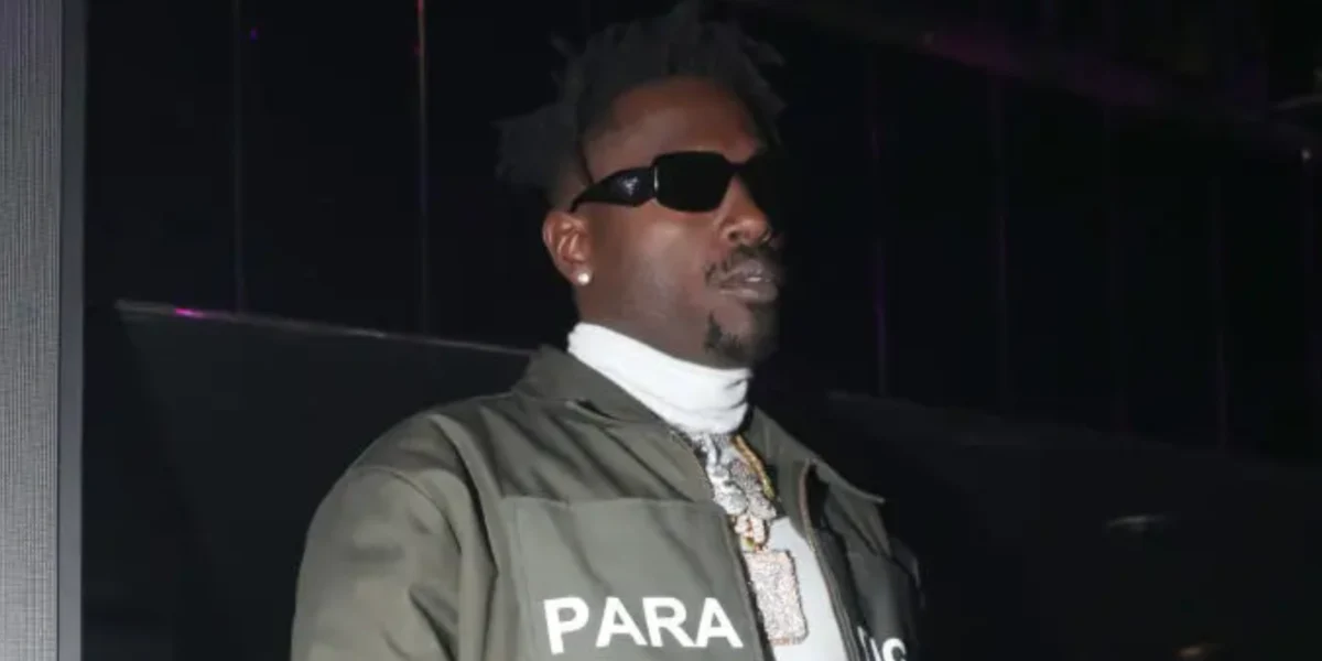 Prada PR 17WS 1AB5S0 Symbole Sunglasses - As Seen On Lamine Yamal & Travis Barker - Image 21
