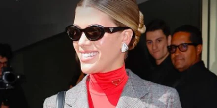 Prada PR 26ZS 16K08Z - As Seen On Sofia Richie & Kylie Jenner - Image 4