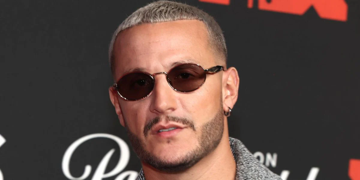 Prada PR 65ZS ZVN20I - As Seen On DJ Snake & Julian Alvarez - Image 4