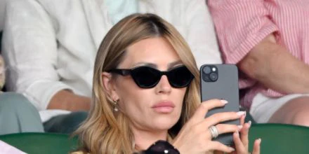 Prada PR A02S 16K08Z - As Seen On Ariana Greenblatt & Abbey Clancy - Image 4