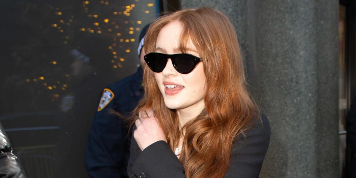 Prada PR B15S 16K731 - As Seen On Sadie Sink & Gawon of MEOVV - Image 4