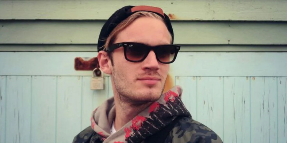 Ray-Ban Wayfarer 2140 902/51 - As Seen On PewDiePie & Marco Asensio - Image 4