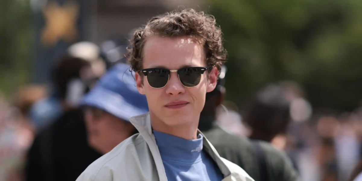 Ray-Ban Clubmaster 3016 W0365 Black - An Icon - As Seen On Harry Kane & V of BTS - Image 41
