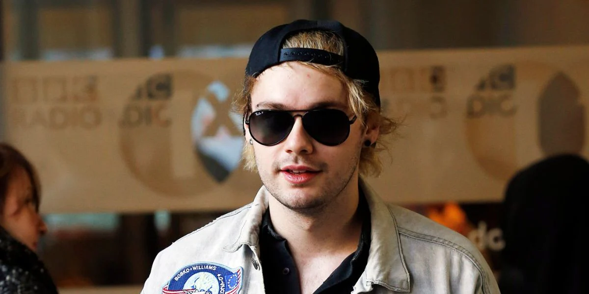 Ray-Ban Aviator Max RB 3925 002/48 Polarised - As Seen On Michael Clifford - Image 6