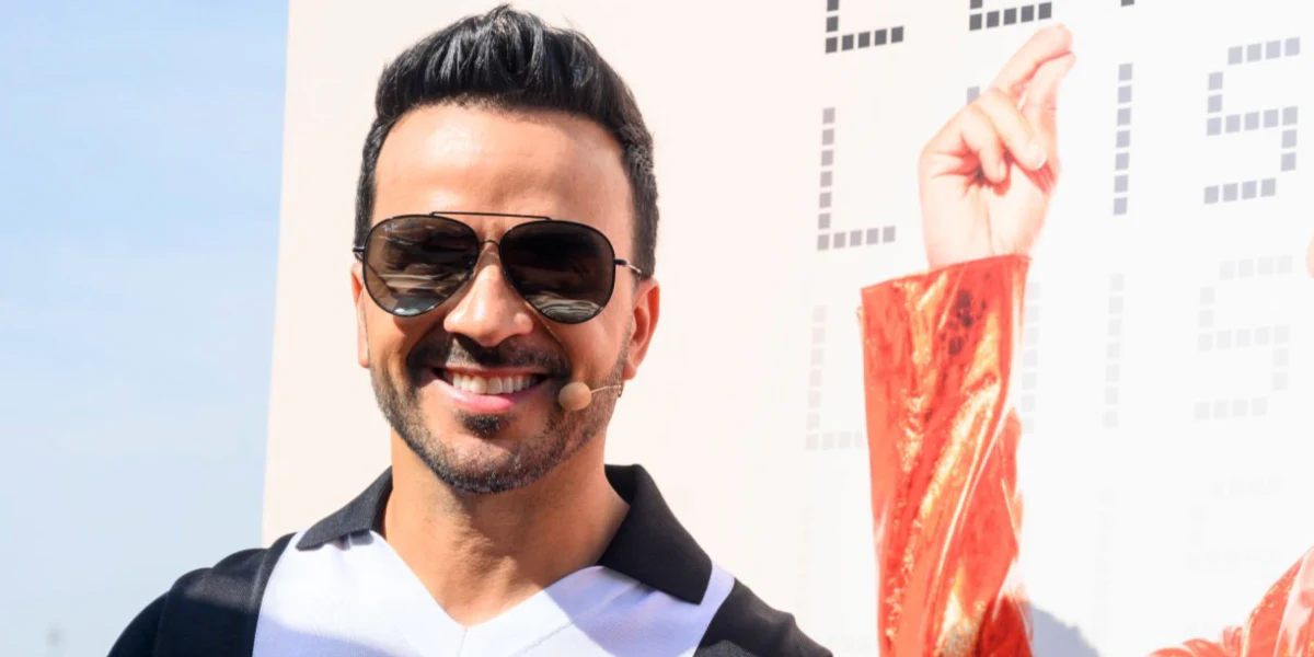 Ray-Ban Aviator Reverse RB R0101S 002/GR - As Seen On Luis Fonsi - Image 6