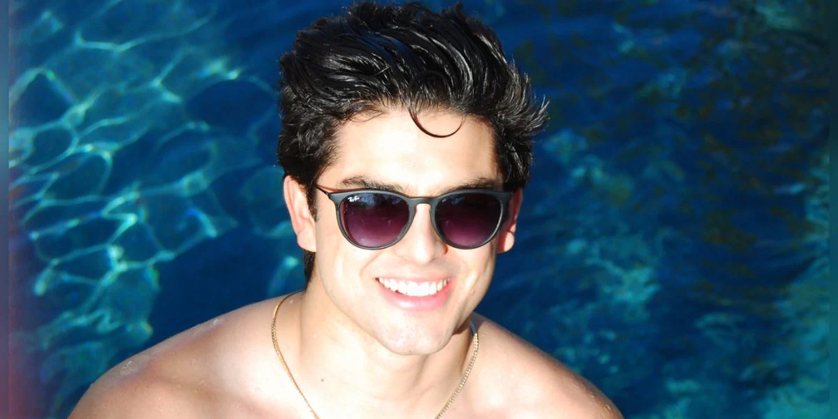 Ray-Ban Erika 4171 6228G - As Seen On Josh Peck & Aidan Turner - Image 6