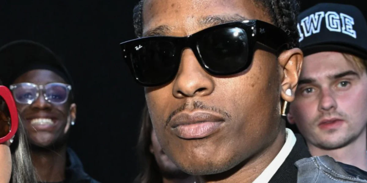 Ray-Ban Mega Wayfarer RB 0840S 901/31 - As Seen On ASAP Rocky & Lewis Hamilton - Image 4