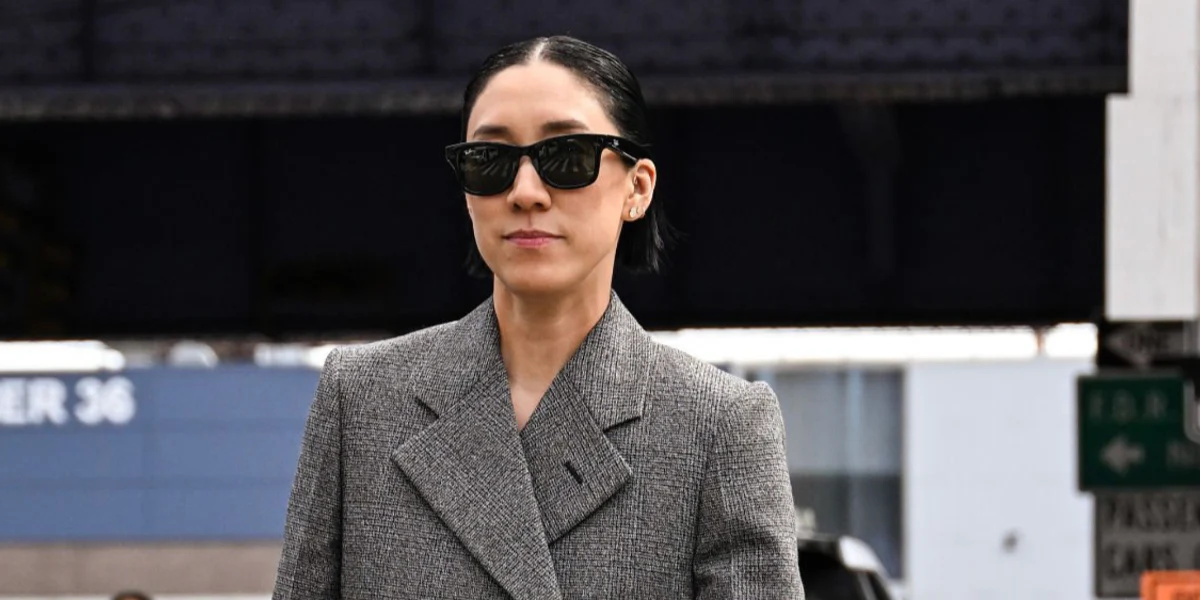 Ray-Ban Meta Wayfarer RW4006 601/71 Smart Glasses - As Seen On Eva Chen & Adele Roberts - Image 6
