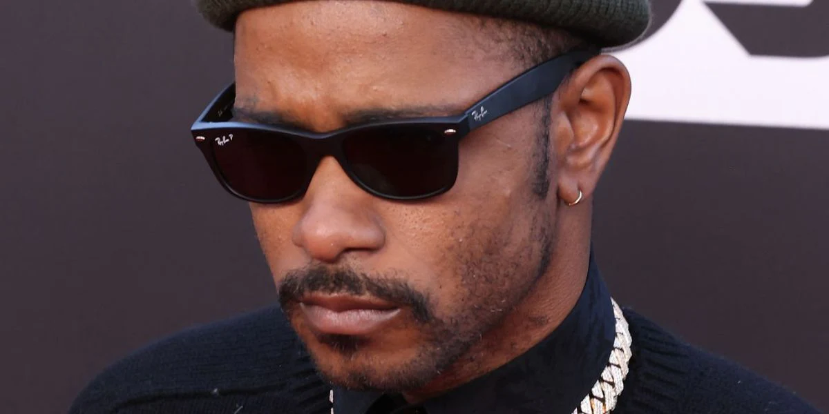 Ray-Ban New Wayfarer RB 2132 622/58 Polarised - As Seen On Darren Barnet & LaKeith Stanfield - Image 5
