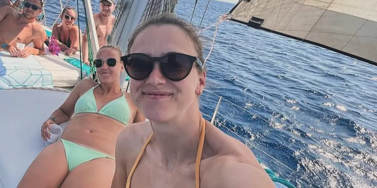 Ray-Ban RB 2180 601/11 - As Seen On Vivianne Miedema - Image 2