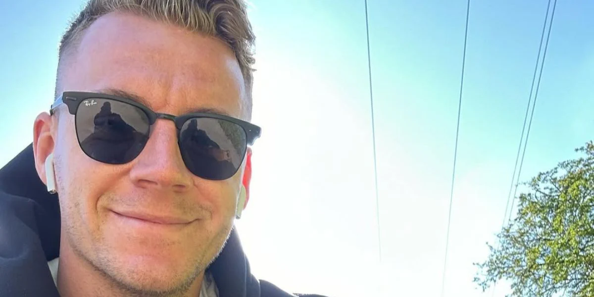 Ray-Ban RB 3716 186/R5 - As Seen On Myles Garrett & Bernd Leno - Image 5