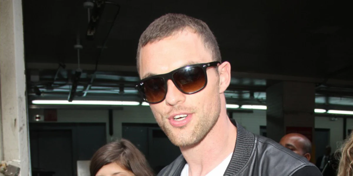 Ray-Ban Boyfriend RB 4147 6095/85 - As Seen On Gabrielle Union & Nate Diaz - Image 7