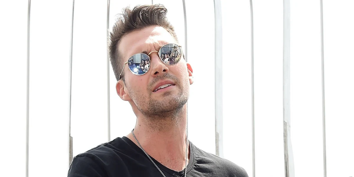 Ray-Ban Round Metal 3447 019/30 - As Seen On Jordan Henderson & Taylor Momsen - Image 6