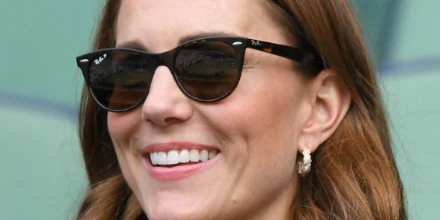 Ray-Ban Wayfarer II RB 2185 902/31 - As Seen On Kate Middleton & Jessie Ware - Image 4