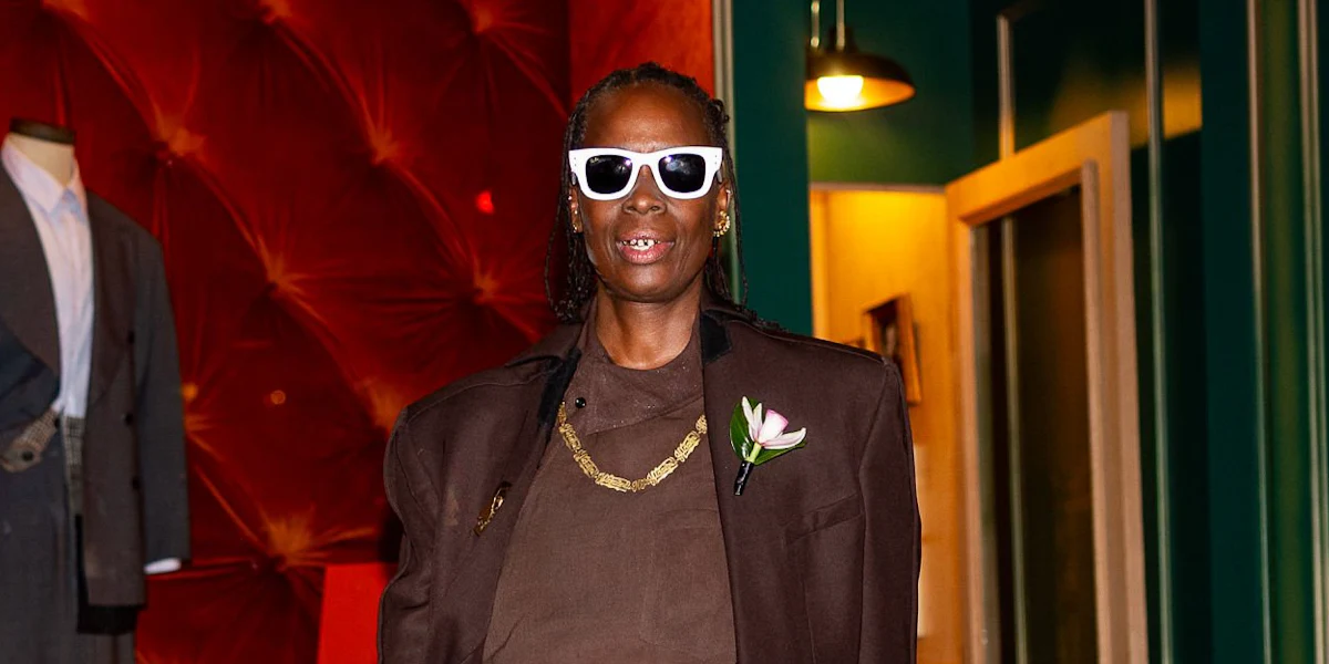 Ray-Ban Wayfarer Puffer RB 4940 671/87 - As Seen On Mickalene Thomas - Image 4