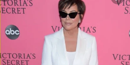 Saint Laurent Sun Victoire SL 244 001 - As Seen On Emma Roberts & Kris Jenner - Image 5