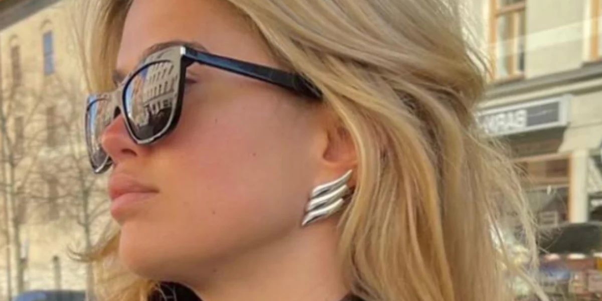 Saint Laurent Sun SL 339 001 - As Seen On Matilda Djerf - Image 4