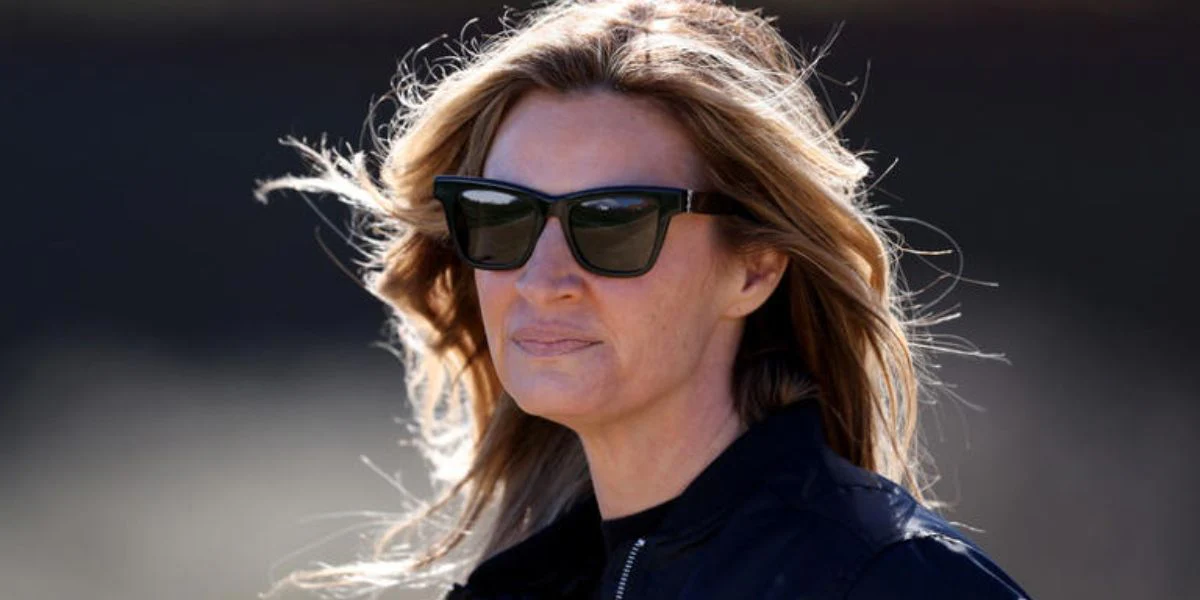Saint Laurent Sun SL M106 001 - As Seen On Erin Andrews - Image 4