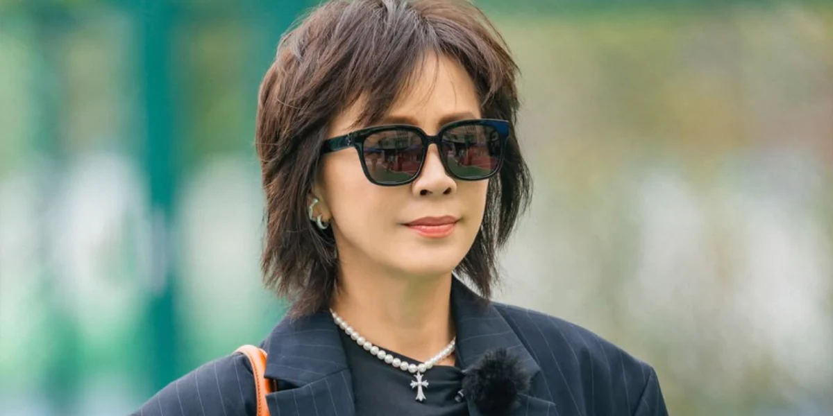 Saint Laurent SL M40 001 - As Seen On Carina Lau - Image 4