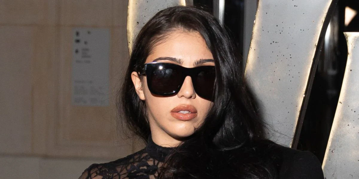 Saint Laurent Sun SL 650 Monceau 001 - As Seen On Kitty Chicha Amatayakul & Lourdes Leon - Image 5