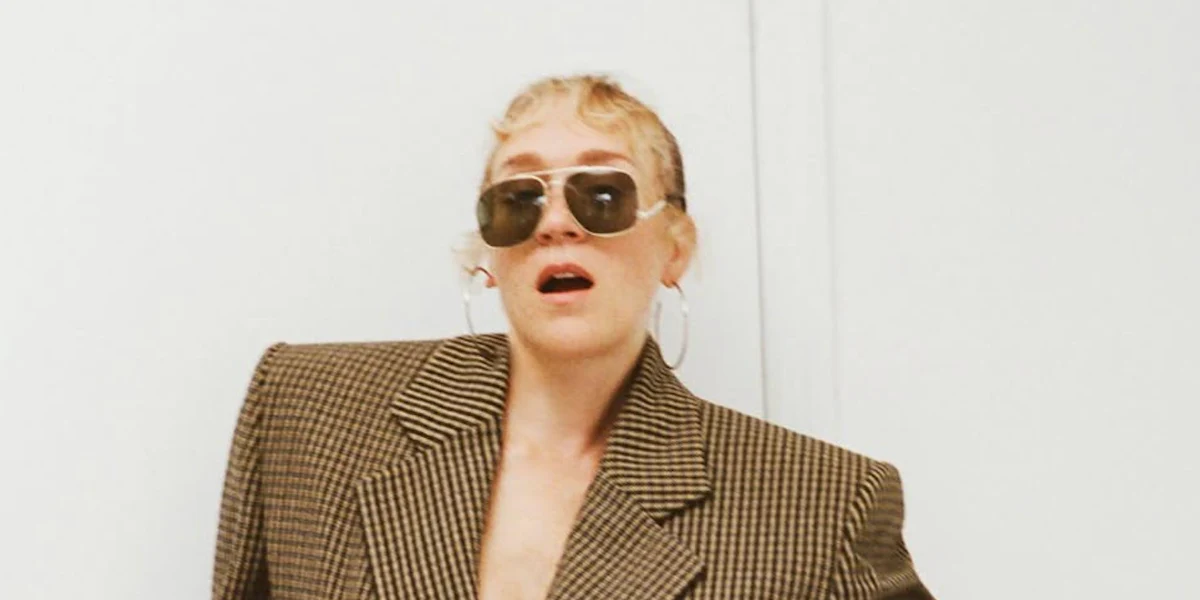 Saint Laurent Sun SL 690 Dust 004 - As Seen On Chloe Sevigny - Image 4
