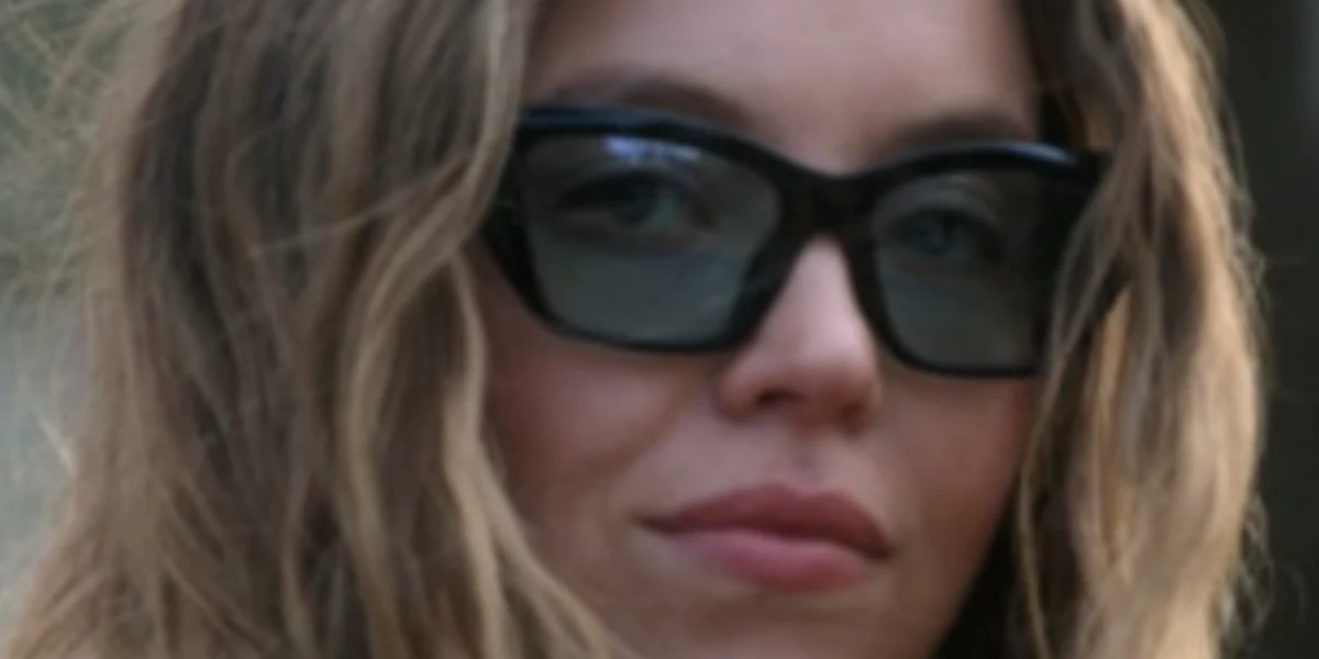 Tiffany & Co TF4230 8001/D9 - As Seen On Sydney Sweeney - Image 4