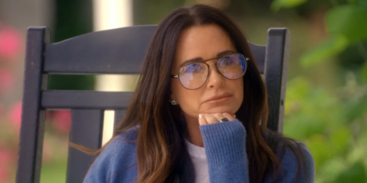 Tom Ford TF5981-B 093 Blue Control - As Seen On Kyle Richards - Image 4