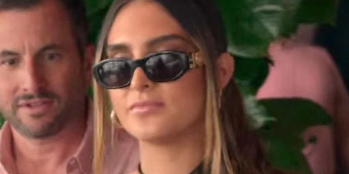 Versace 4361 GB1/87 Medusa Biggie Sunglasses - As Seen On Sabrina Carpenter & Kim Kardashian - Image 49
