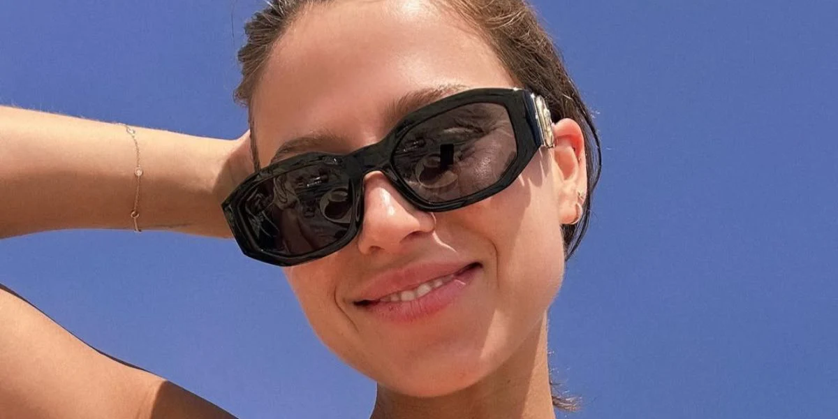 Versace 4361 GB1/87 Medusa Biggie Sunglasses - As Seen On Sabrina Carpenter & Kim Kardashian - Image 50